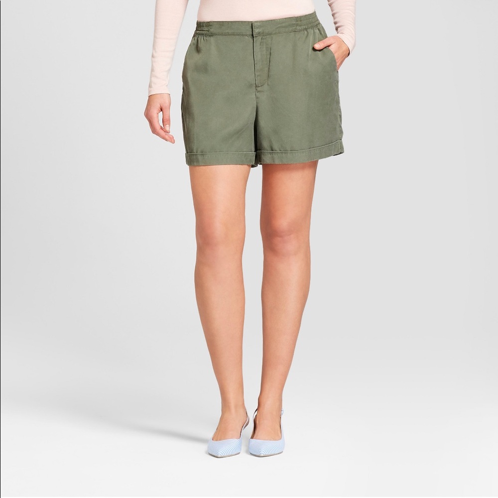 Soft Waist Shorts